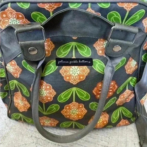 Petunia pickle bottom diaper bag - Picture 1 of 8